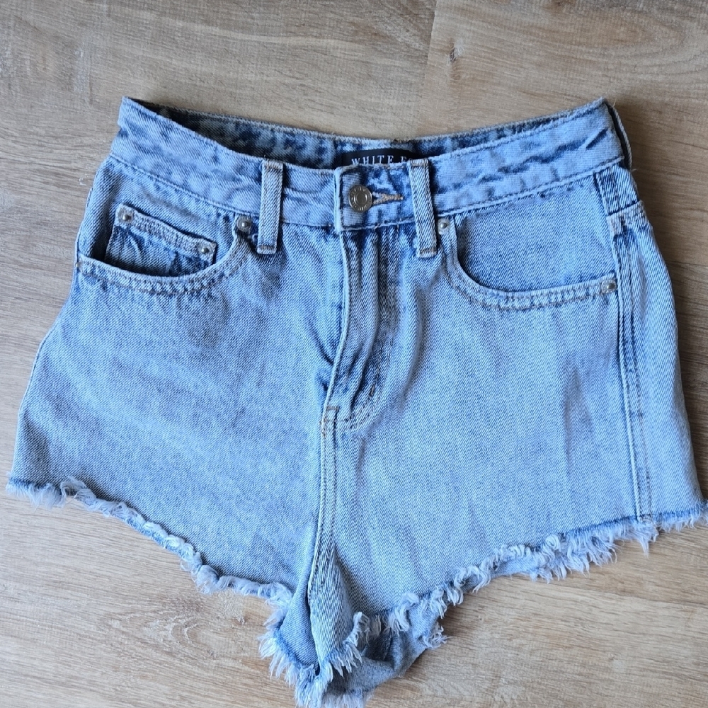 White Fox High Waisted Denim Shorts Sz XS